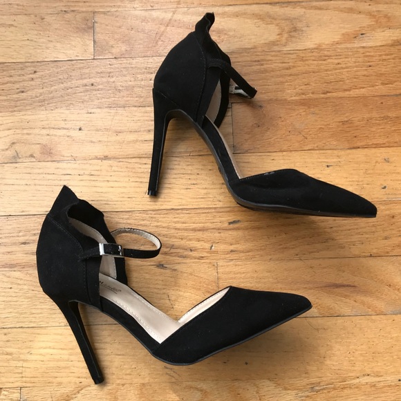 🎉SALE 🎉Anne Michelle Pointed Toe Heel - Picture 2 of 5